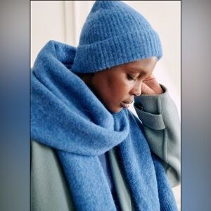Sézane Paul Beanie and Mariane scarf in Winter Blue